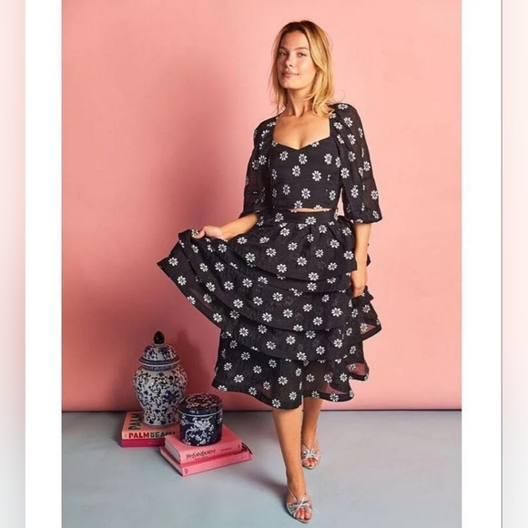 Buru Teagan Tiered Floral Coordinating Midi Skirt - Picture 2 of 11